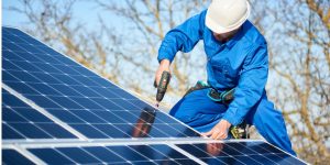 Installation Maintenance Panneaux Solaires Photovoltaïques à Pernes